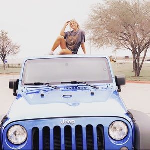 Meet your Posher, Brooke